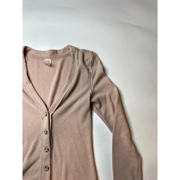 We The Free Call Me Cardigan Long Sleeve Button Front Shirt Pink Ribbed Size M - Picture 2 of 7